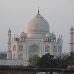 How to Travel and See the World Famous Taj Mahal in Agra